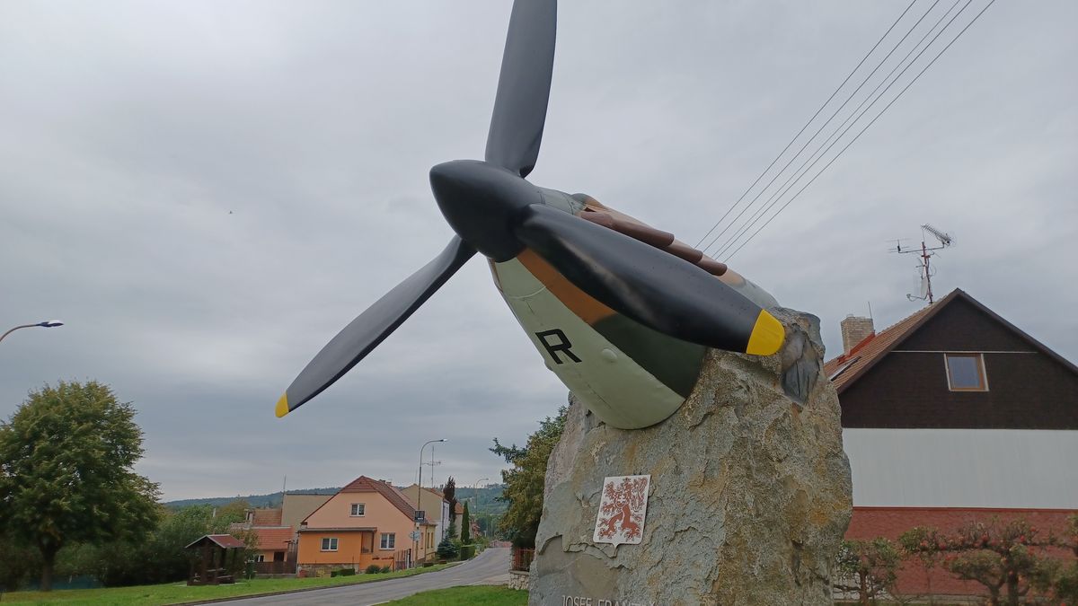 Prostějov podpoří film Osamělý vlk o osudech pilota RAF Josefa Františka